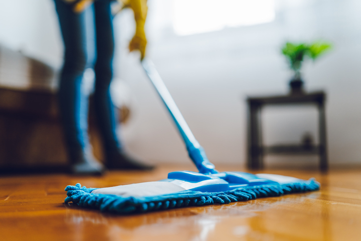  3 сигурни совети за чистење на подот