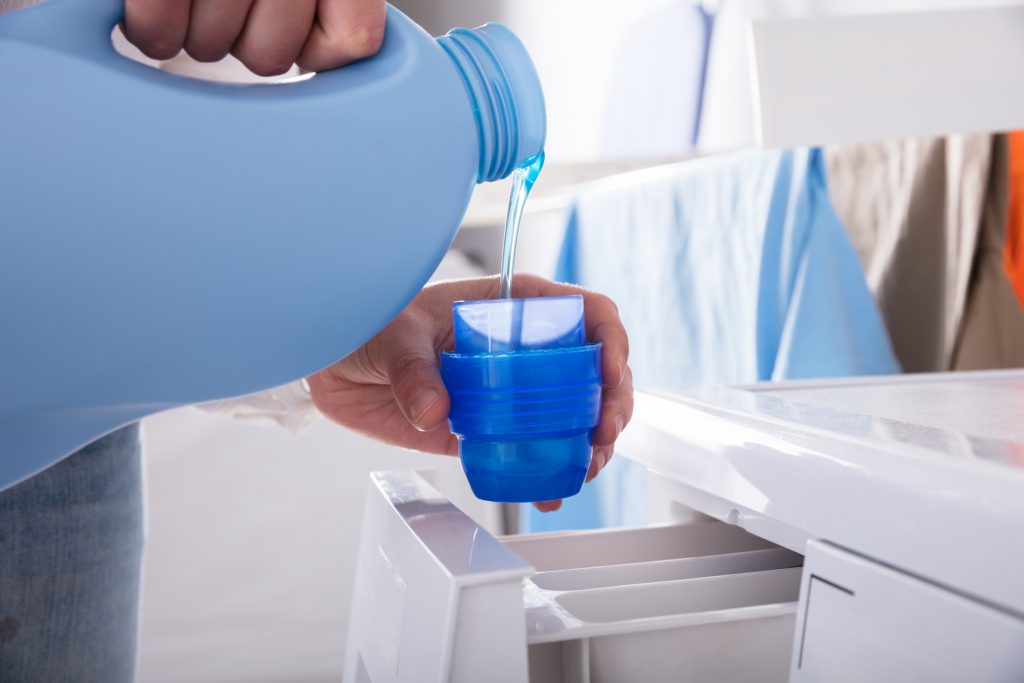  Yumuşak sabun nedir ve çamaşır yıkamadan ev temizliğine kadar nasıl kullanılır?